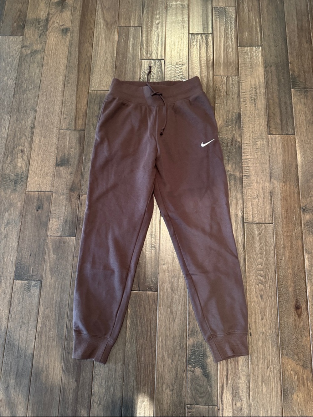 Nike Brown Jogger Sweatpants with White Swoosh